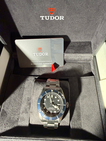 Tudor Black Bay Heritage 41 – Ref. 79230B Schwarzes Zifferblatt · Blaue Lünette · 2023 · Full Set