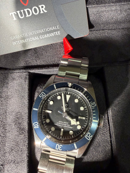 Tudor Black Bay Heritage 41 – Ref. 79230B Schwarzes Zifferblatt · Blaue Lünette · 2023 · Full Set