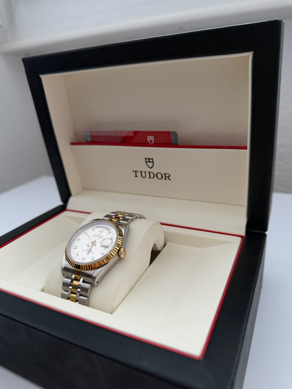 Tudor Prince Day-Date Ref. 76213 Gold Weißes Leinen-Zifferblatt mit Diamanten
