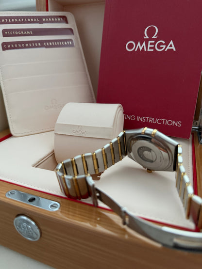 Omega Constellation Ref. 1202.30.00 Quadrante Bianco Lunetta in Oro
